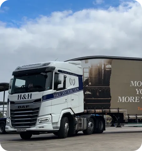 Cannon Packing & Fulfilment truck supporting UK distribution and delivery services